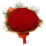 Veliki buket od 101 crvene ruže sa gipsofilom i palmama – cvećara Zemun, dostava Beograd